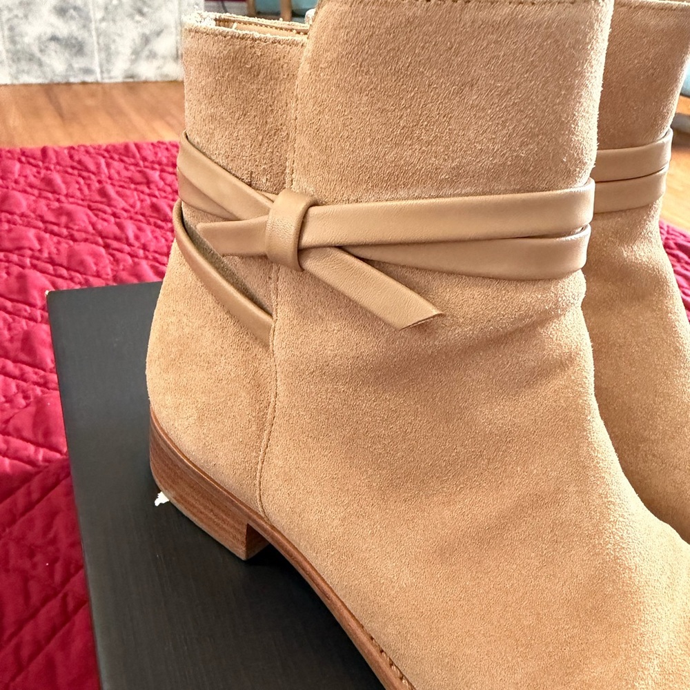 TALBOTS TISH WRAP TIE SUEDE ANKLE BOOTS SIZE 8 - Picture 12 of 14